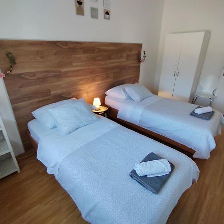 Apartments Karla I Ivano Mandre Luaran gambar